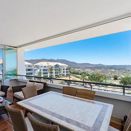 Real Alta Vista Golf Apartment *